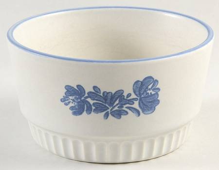 Yorktowne 5" Round Baker