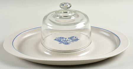 Yorktowne Cheese and Cracker Set with Dome