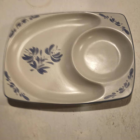 Yorktowne 1 Piece Chip & Dip