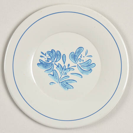 Yorktowne Metal Child's Plate