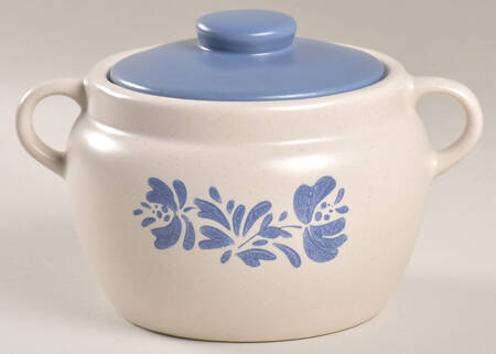 Yorktowne Individual Bean Pot & Lid