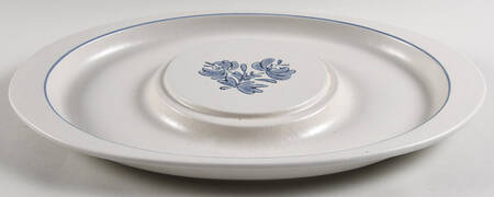 Yorktowne Cheese and Cracker Set, No Dome by Pfaltzgraff