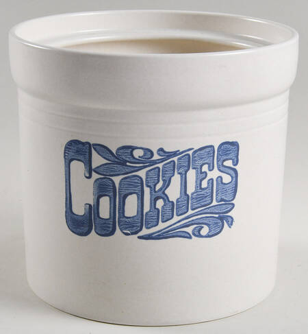 Yorktowne Cookie Jar No Lid