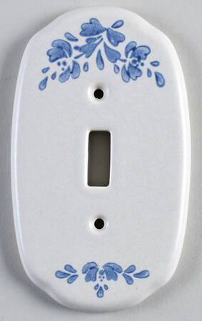 Yorktowne Single Light Switch Cover