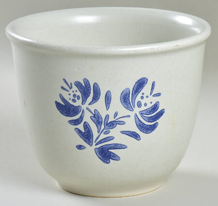 Yorktowne Small Cachepot by Pfaltzgraff