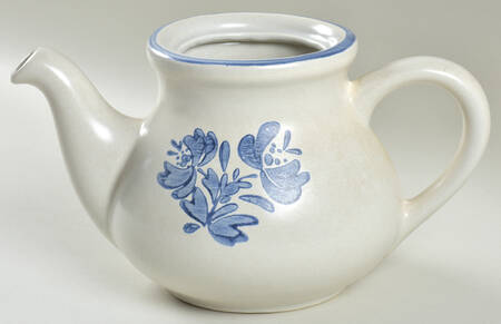 Yorktowne Teapot No Lid