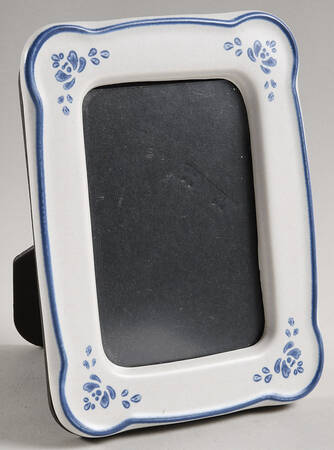 Yorktowne Frame-Holds 3" x 5"