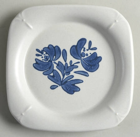 Yorktowne Candle Plate by Pfaltzgraff