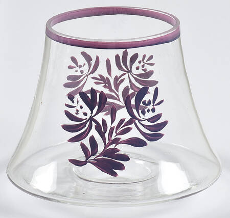 Yorktowne Glassware Hurricane Globe