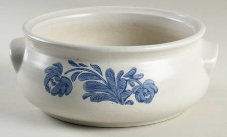 Yorktowne 2 Qt Round Covered Casserole No Lid