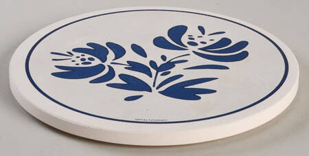 Yorktowne Trivet