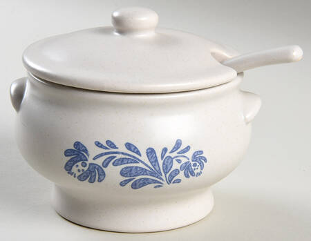 Yorktowne 2009 Bicentennial Mini Tureen W/Lid & Ladle
