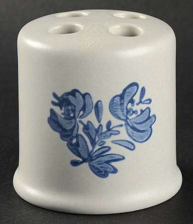 Yorktowne Toothbrush Holder by Pfaltzgraff