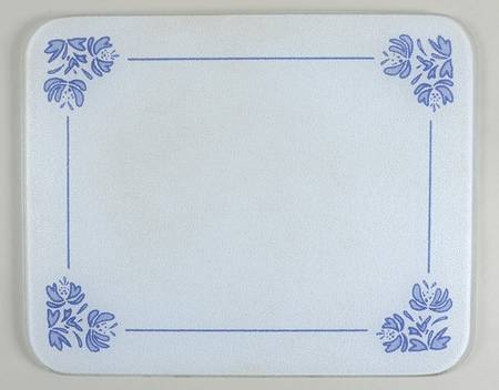 Yorktowne Rectangular Glassware Cutting Board by Pfaltzgraff