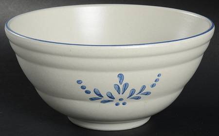 Yorktowne 8" Mixing Bowl
