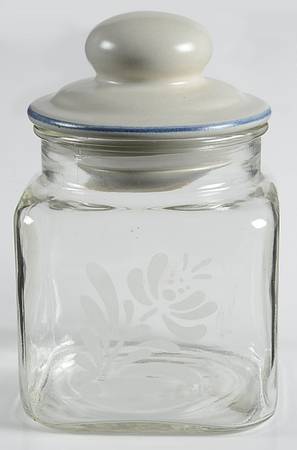 Yorktowne Medium Glassware Canister by Pfaltzgraff