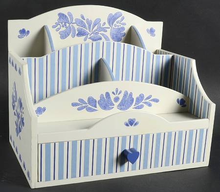 Yorktowne Wood Kitchen Organizer