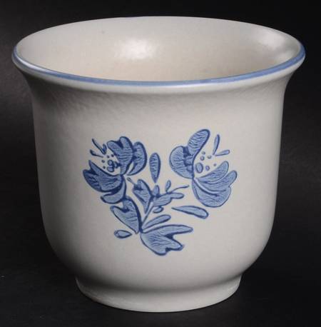 Yorktowne 4" Flower Pot