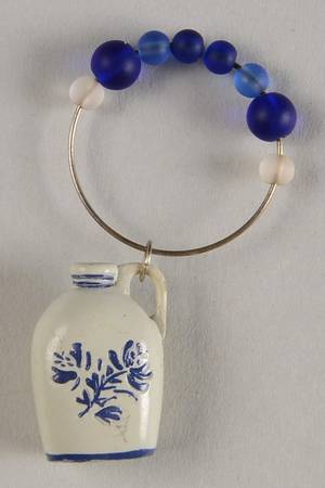 Yorktowne Wine Marker/Charm