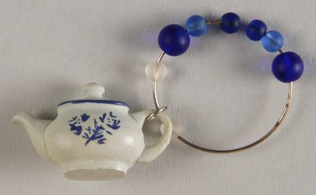 Yorktowne Wine Marker/Charm