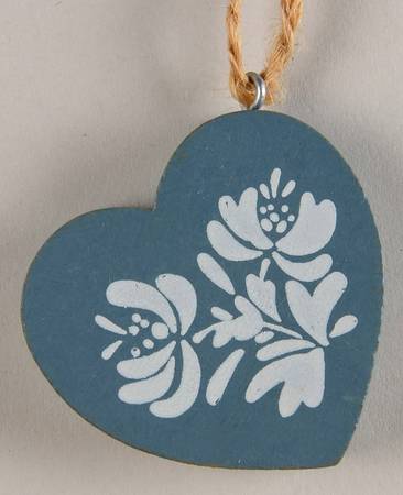 Yorktowne Wood Heart Ornament