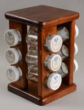 Yorktowne (13 Piece) Spice Jar/Lazy Susan (Glass & Wood)