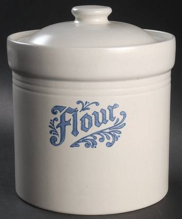 Yorktowne Flour Canister & Lid by Pfaltzgraff