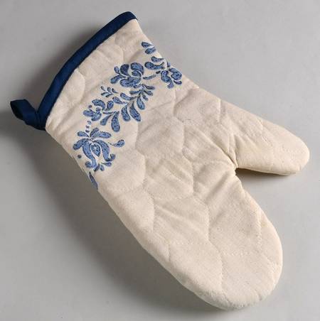 Yorktowne Cloth Oven Mitt