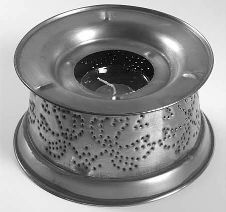 Yorktowne Tinsmith Warmer Stand