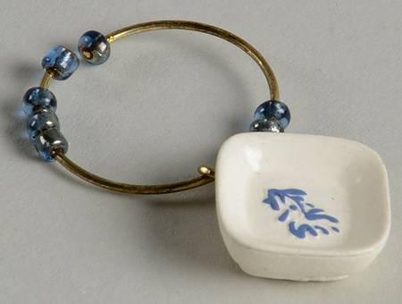 Yorktowne Wine Marker/Charm