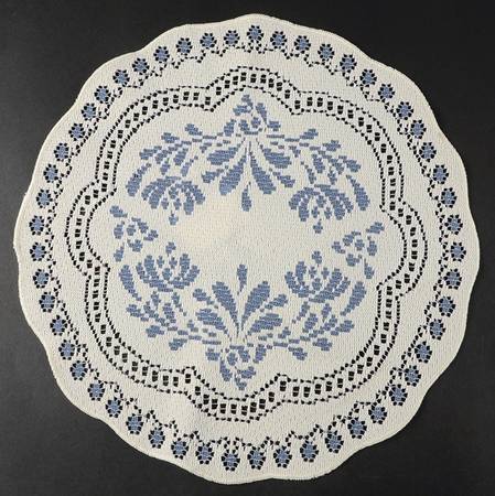 Yorktowne Round Fabric Placemat