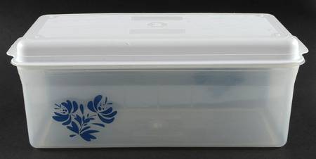 Yorktowne 12" Plastic Rectangular Storage Box & Lid by Pfaltzgraff