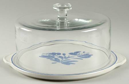Yorktowne Large Covered Cake Plate