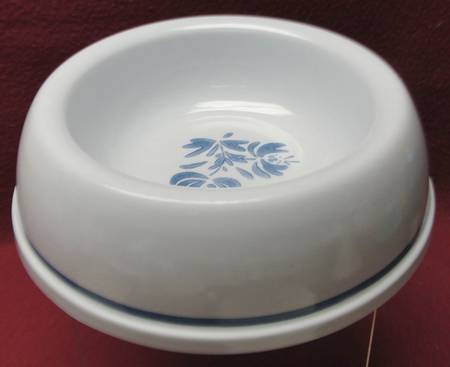 Yorktowne Pet Bowl