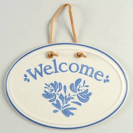 Yorktowne "Welcome" Wall Plaque by Pfaltzgraff