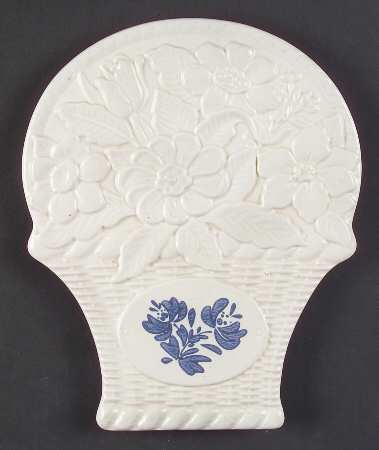 Yorktowne Trivet