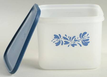 Yorktowne 4" Square Plastic Storage Box & Lid