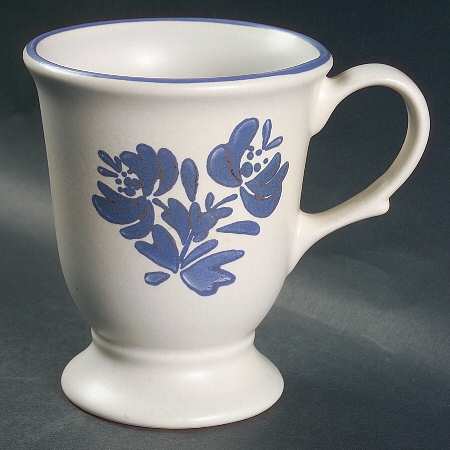 Yorktowne Extra Large 16 Oz Pedestal Mug