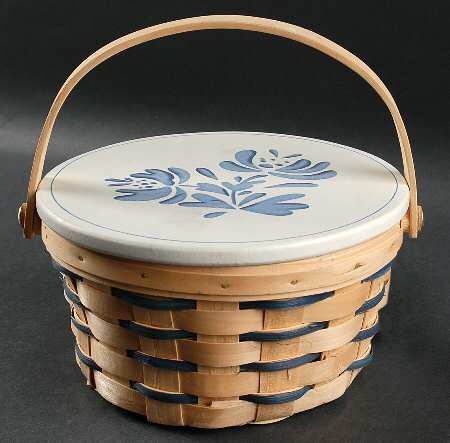 Yorktowne Wicker Basket & Wood Lid by Pfaltzgraff