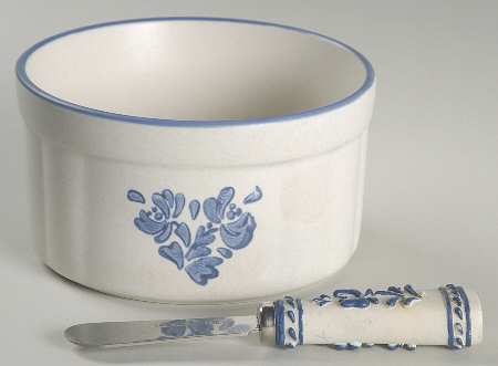 Yorktowne Dip Bowl & Spreader Set