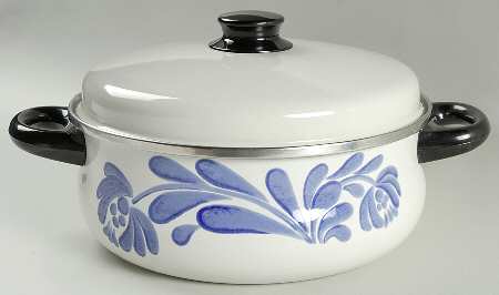 Yorktowne 4 Quart Metal Covered Casserole