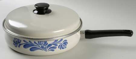 Yorktowne 10" Metal Skillet & Lid