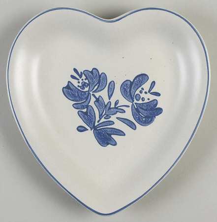 Yorktowne Heart Shaped Plate