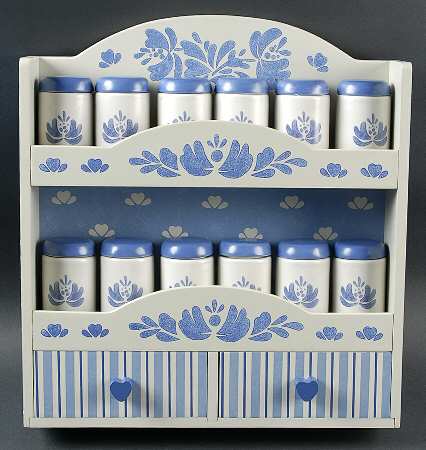 Yorktowne Spice Jar Set with Wood Stand