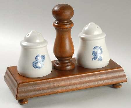 Yorktowne Salt & Pepper w/Center Handled Wood Stand