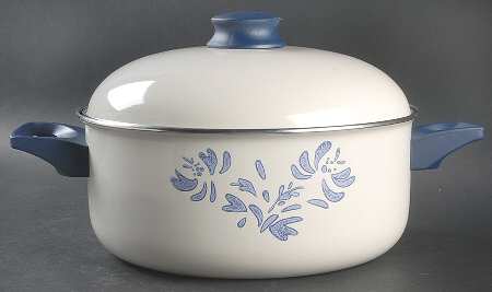 Yorktowne 4 Qt Metal Covered Casserole
