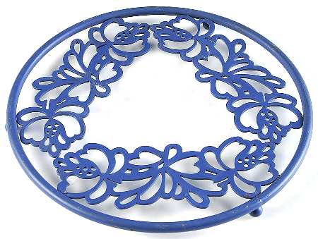 Yorktowne Metal Trivet