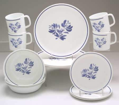 Yorktowne 16 Piece Melamine Set