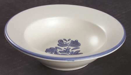 Yorktowne Barbeque-Fruit-Sauce Bowl