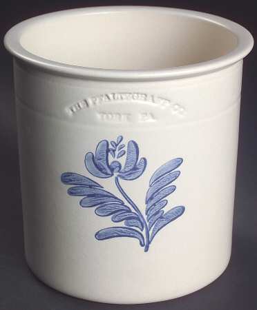 Yorktowne Large Gadget Crock